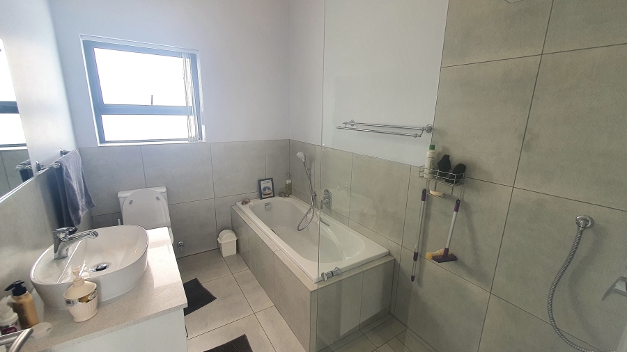 3 Bedroom Property for Sale in Shelley Point Western Cape